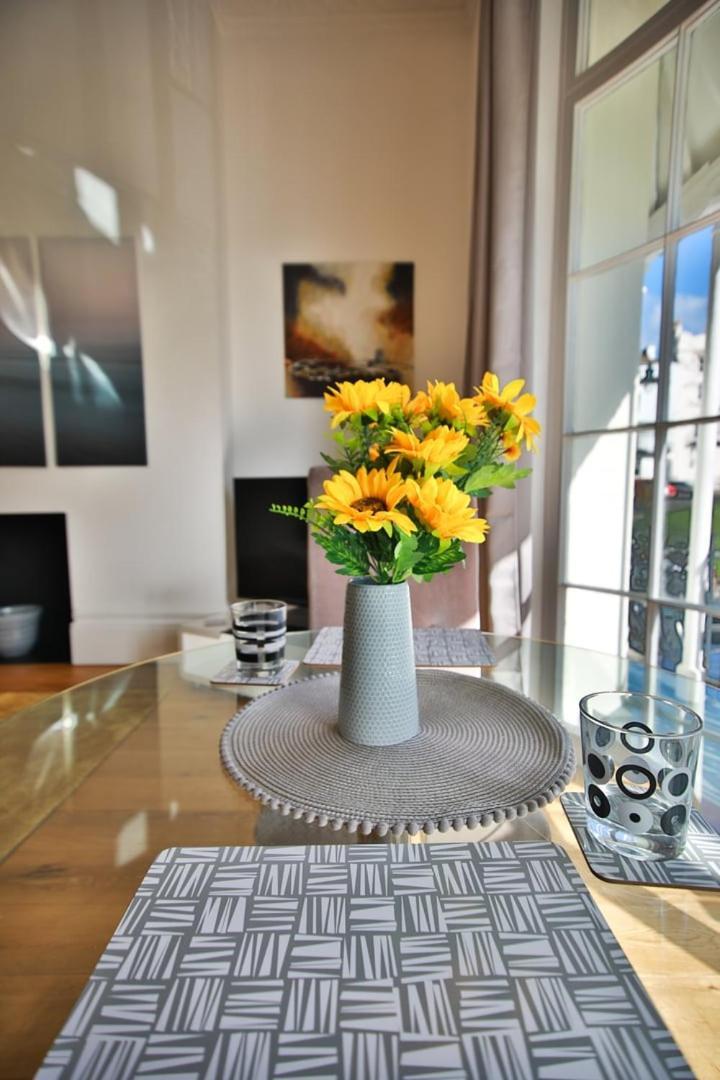 40B Wellington Suites Hastings Kültér fotó
